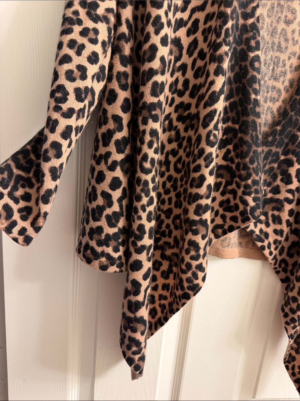 Saks Fifth Avenue 100% Cashmere Leopard Print Open-Front Cardigan Beige & Black - Picture 6 of 11